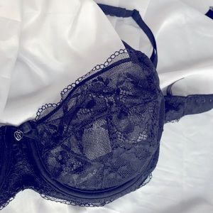 Victoria's Secret Unlined Demi Bra 32DDD